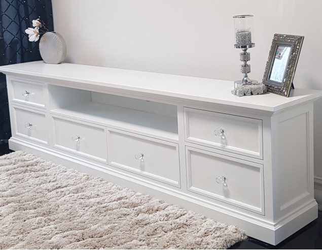 Komoda rtv Glamour, 6 szuflad z wnęką biała STOPNIOWANA