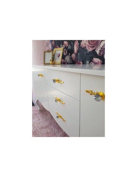 Komoda Ludwik 3 szuflady oraz dwoje drzwiczek biała złote brylanty