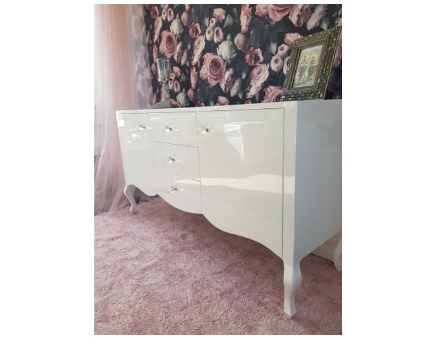 Komoda Ludwik, 3 szuflady oraz dwoje drzwiczek...