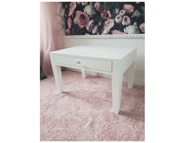 Stolik kawowy biały z szufladą