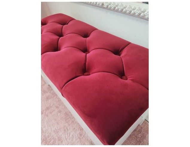 Ławka biała pikowana w tzw. caro ze schowkiem