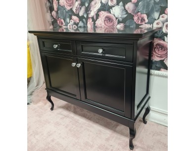 Komoda Ludwik czarna z frezami i koroną 2