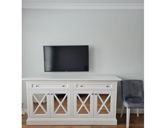 Komoda biała 2 szuflad oraz czworo drzwiczek z...